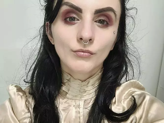 headshot